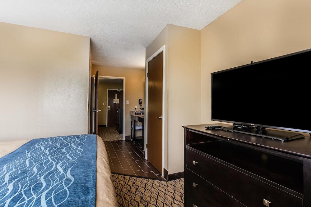 Comfort Inn & Suites Crystal Inn Sportsplex Гълфпорт Екстериор снимка