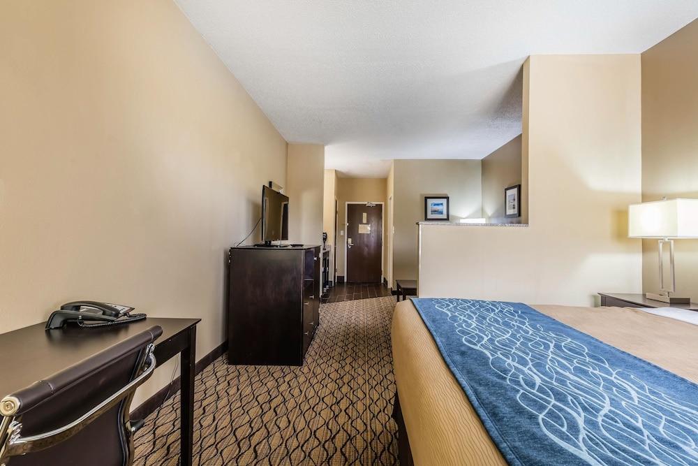 Comfort Inn & Suites Crystal Inn Sportsplex Гълфпорт Екстериор снимка
