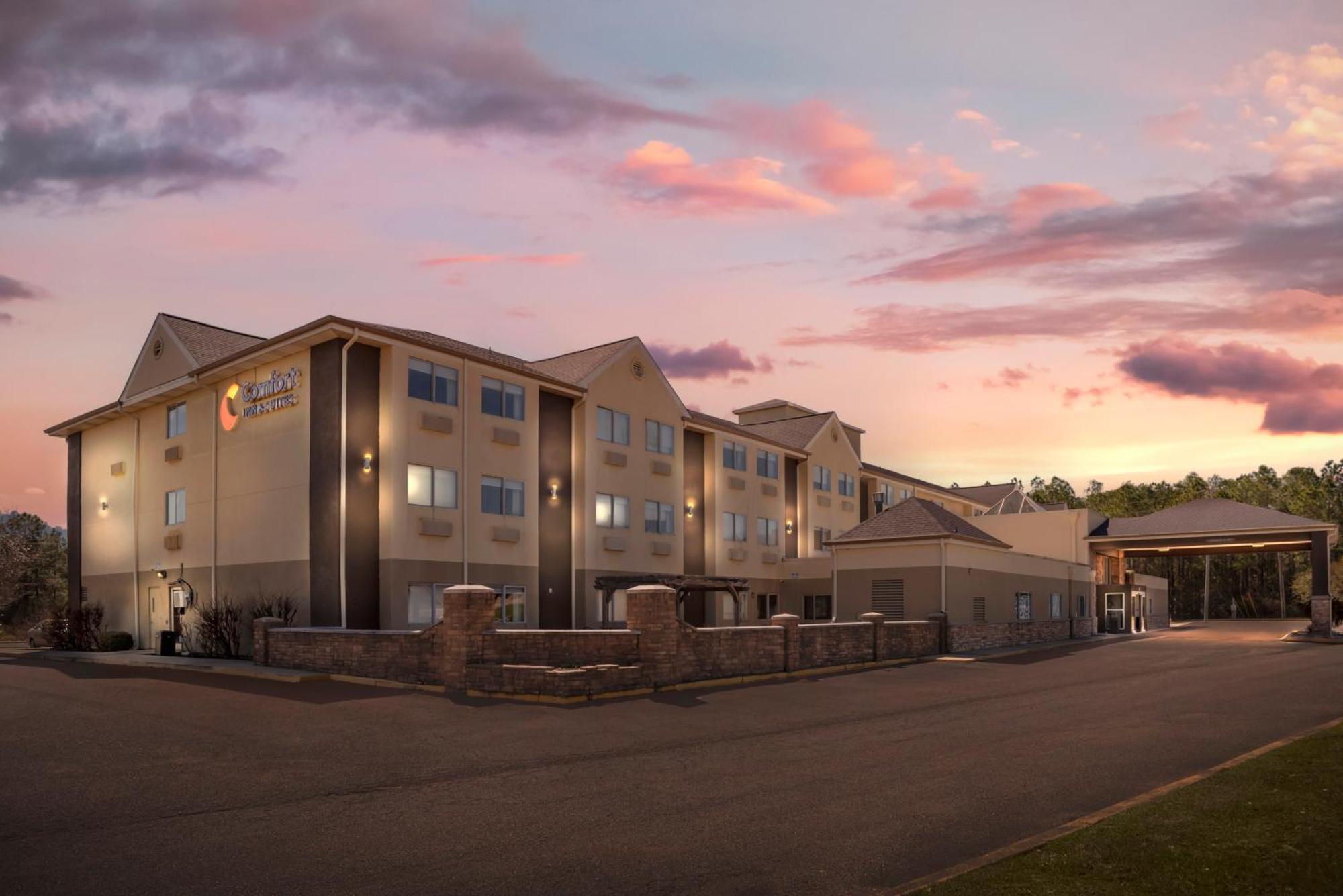 Comfort Inn & Suites Crystal Inn Sportsplex Гълфпорт Екстериор снимка