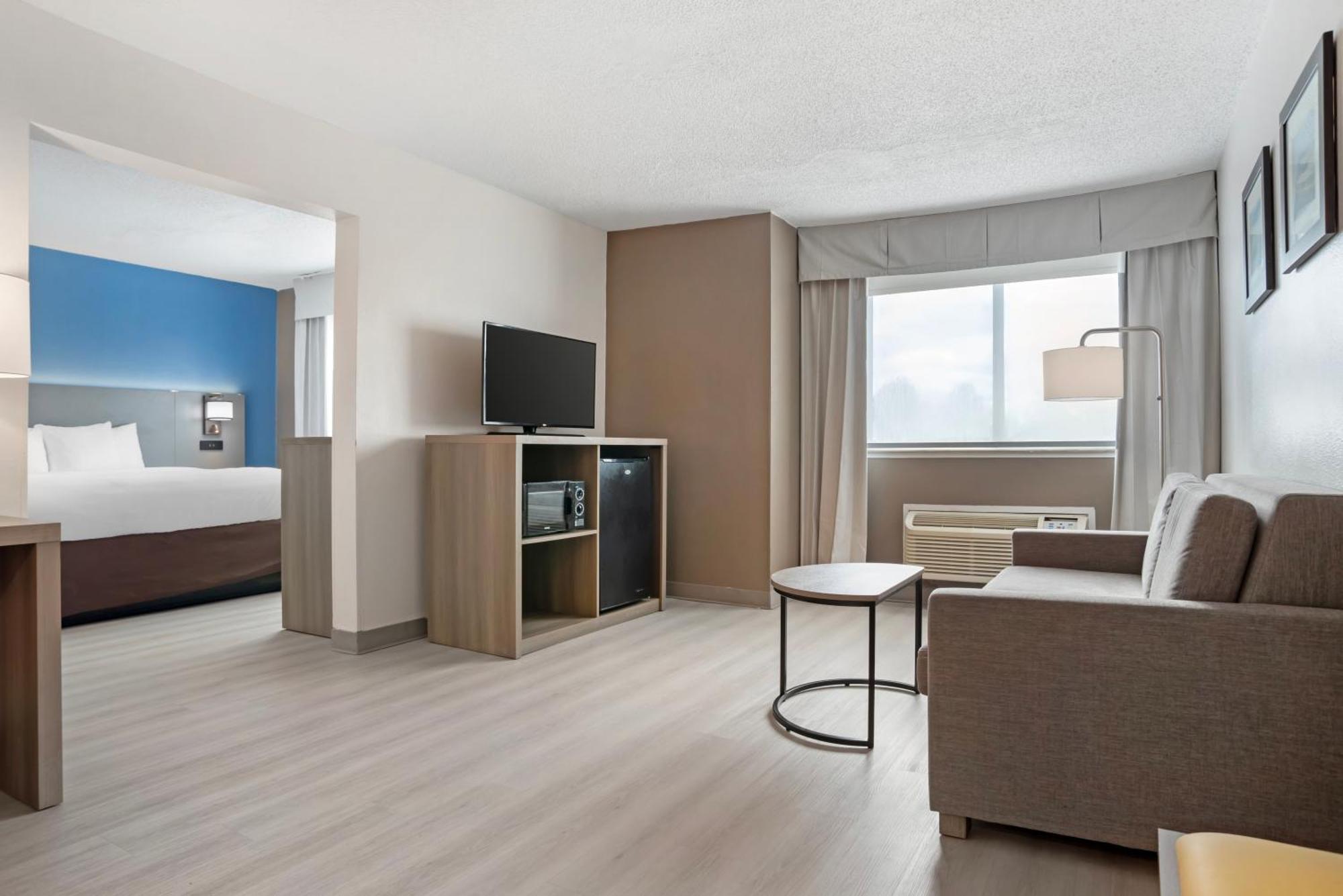 Comfort Inn & Suites Crystal Inn Sportsplex Гълфпорт Екстериор снимка