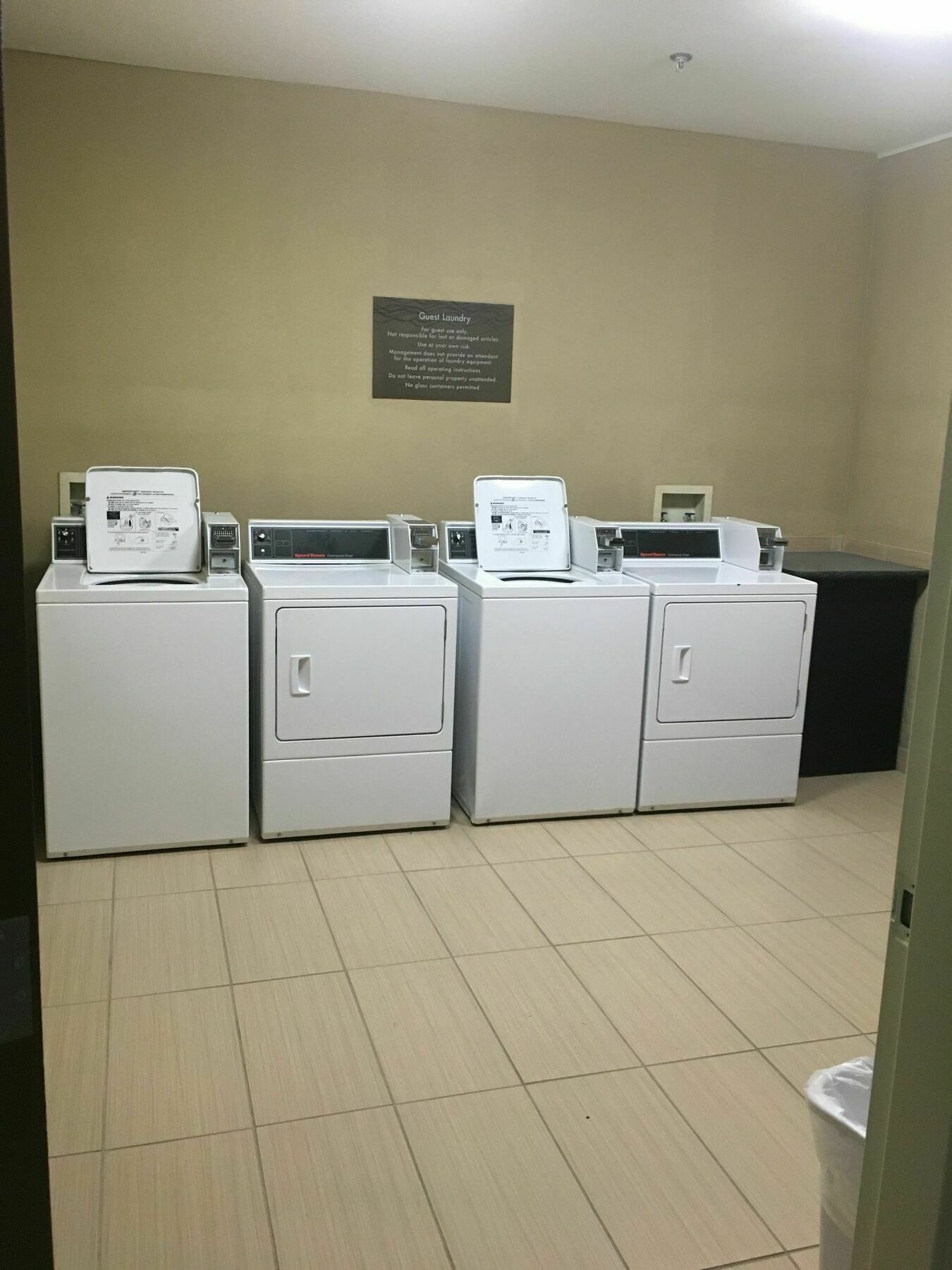 Comfort Inn & Suites Crystal Inn Sportsplex Гълфпорт Екстериор снимка